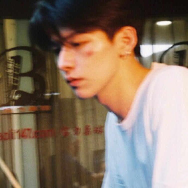 腰繁男 - 动画电影国语在线观看 - 小程序视频